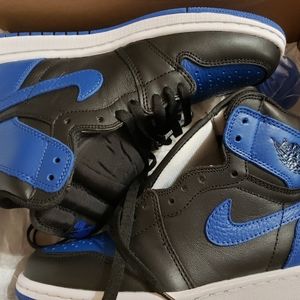 Brand new mens 2017 Jordan 1 retro royal blue size 7